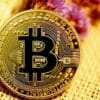 nouveau record prix pour bitcoin desormais 72 000 couv
