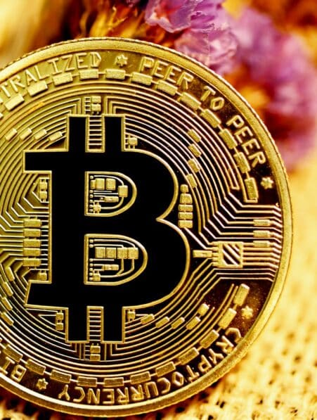 nouveau record prix pour bitcoin desormais 72 000 couv