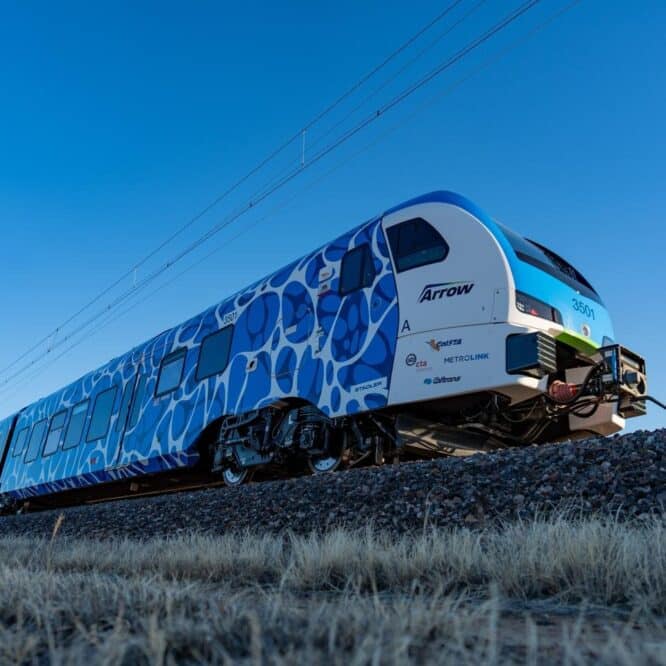train a hydrogene flirt h2 roule pendant presque deux jours battant nouveau record autonomie couv