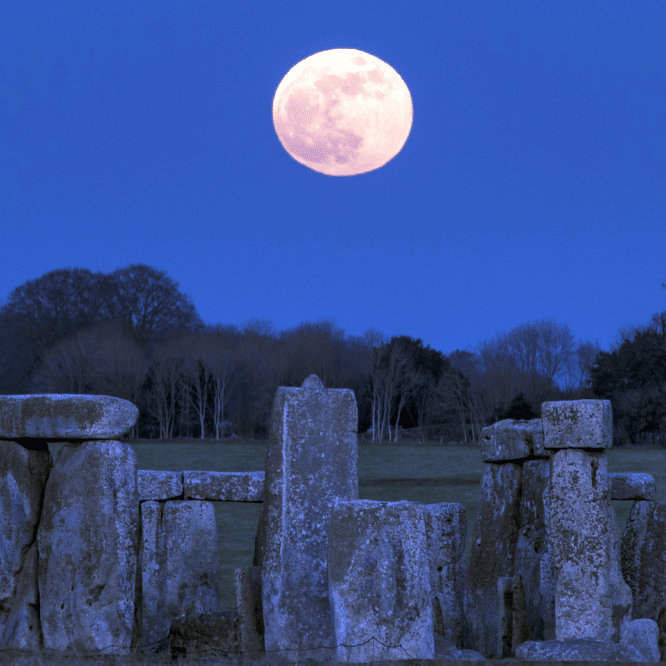 Stonehenge alignement lune