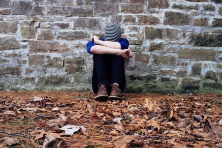 La solitude chronique augmenterait les risques d accident vasculaire cérébral de 56 % selon une étude
