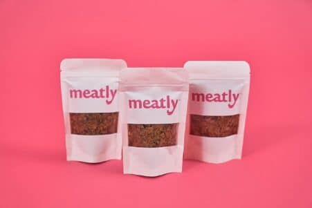 Le Royaume Uni vient d autoriser la production de viande cultivée en laboratoire pour les animaux de compagnie