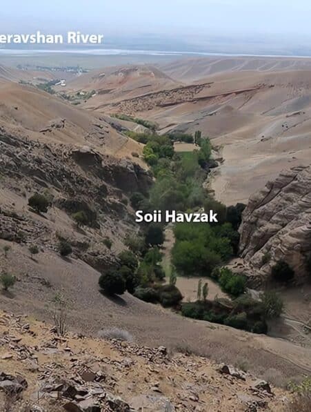 La découverte d un abri sous roche paléolithique au Tadjikistan atteste une présence humaine ancienne s étalant sur plus de 130000 ans